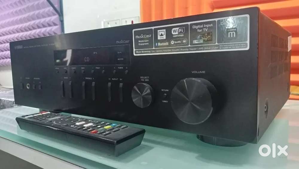 Yamaha R-N303
Stereo 
Natural Sound network stereo receiver 
DAC