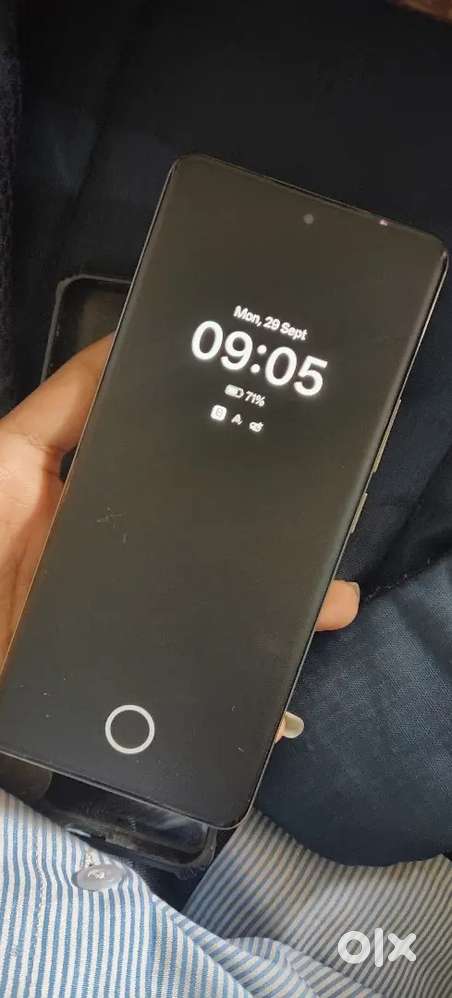 12 pro for sell only 1yr us e