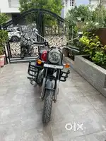 Royal enfield class 350