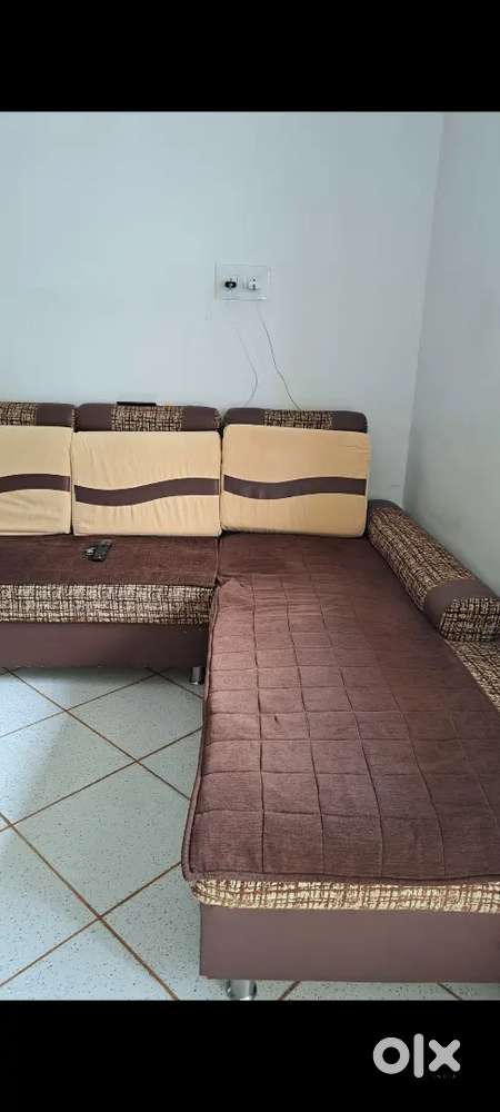 L-Shaped Sofa Set – Excellent Condition