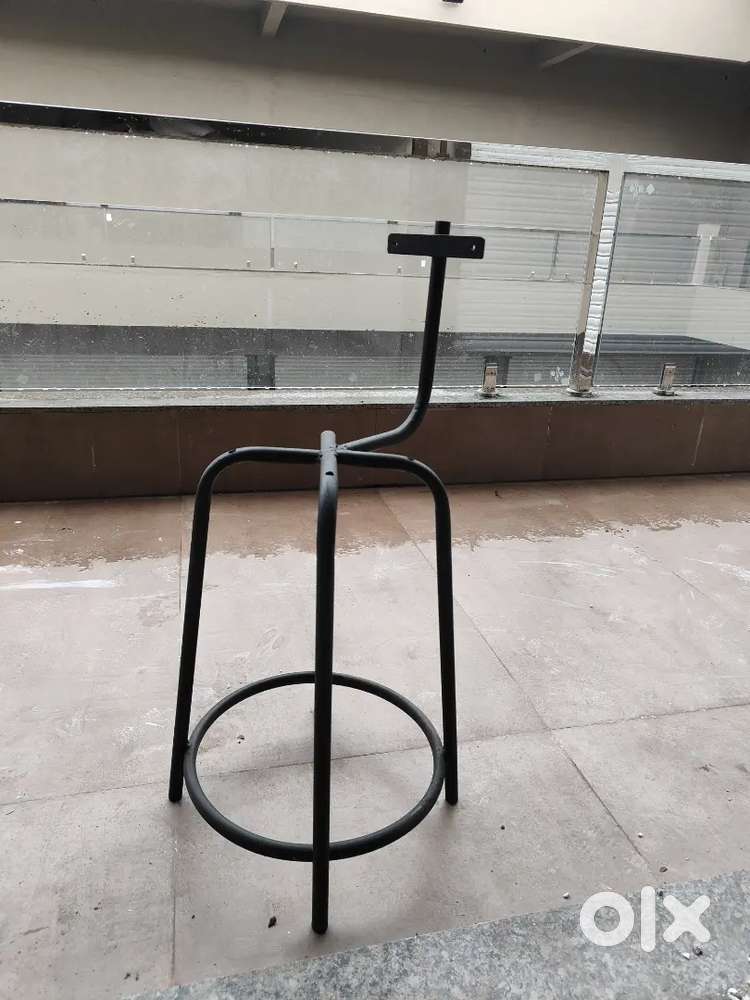 Restaurant chair