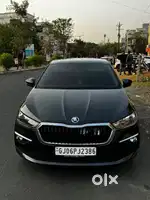 Skoda Slavia 1.0 Ambition TSI, 2022, Petrol
