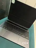 Magic Keybord for Ipad Pro M4 13 inch