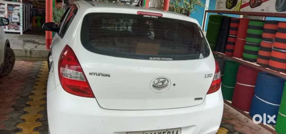 Hyundai i20 2011 Petrol 70000 Km Driven