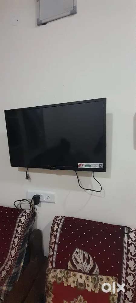 Vestar TV in good condition