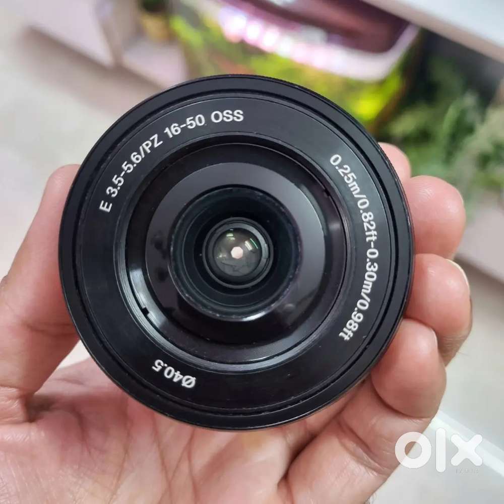 Sony 16-50mm E-moint OSS Powerzoom Kit Lens in New Condition - Emount