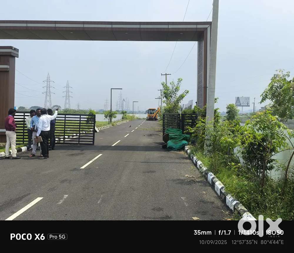 Ready to move plots @thirumudivakkam