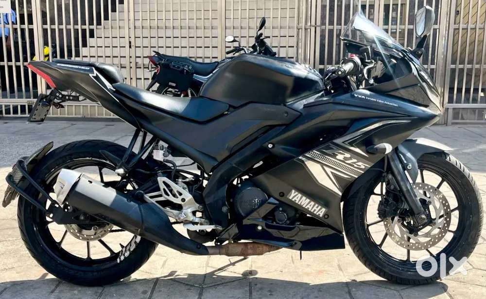 EMI facility on Yamaha R15 v3 ABS at ZAK Motors