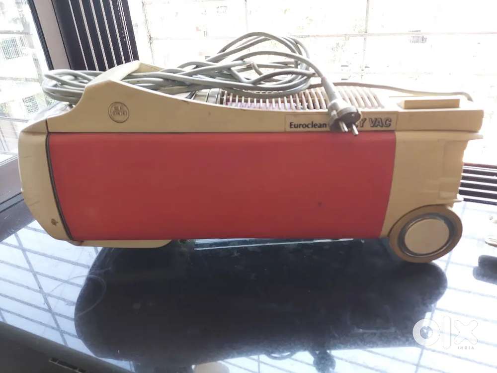 Vaccum cleaner with all accessories