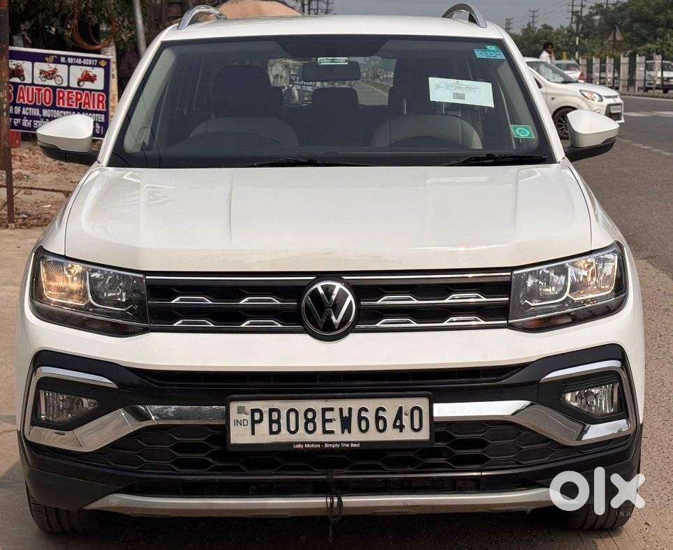 Volkswagen Taigun, 2022, Petrol