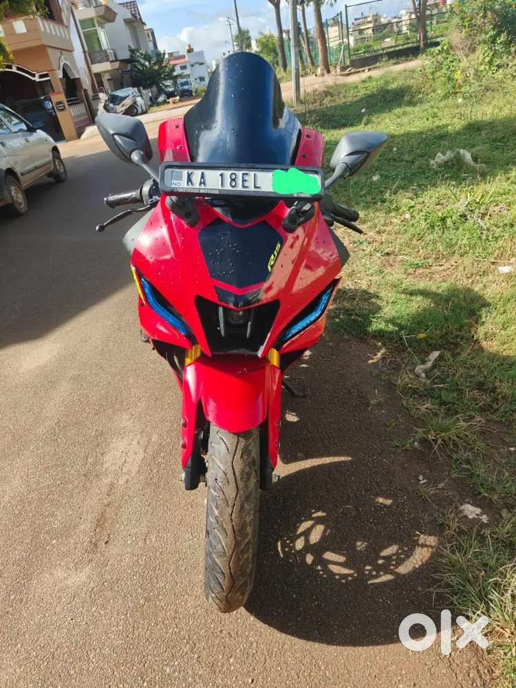 Yamaha R15 V4 is excellent condition