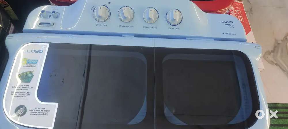 New packed Lloyd brand washing machine 8K