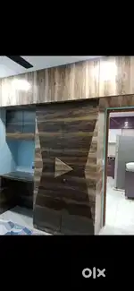 फलेट शोरूम में वुडन फर्नीचर ओर ओल वकॅ सॉल्यूशन