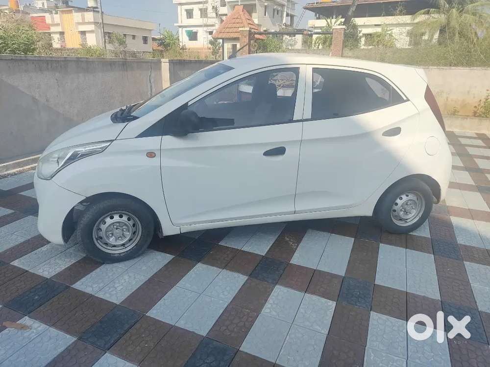 Hyundai EON 2015 Petrol Well Maintained