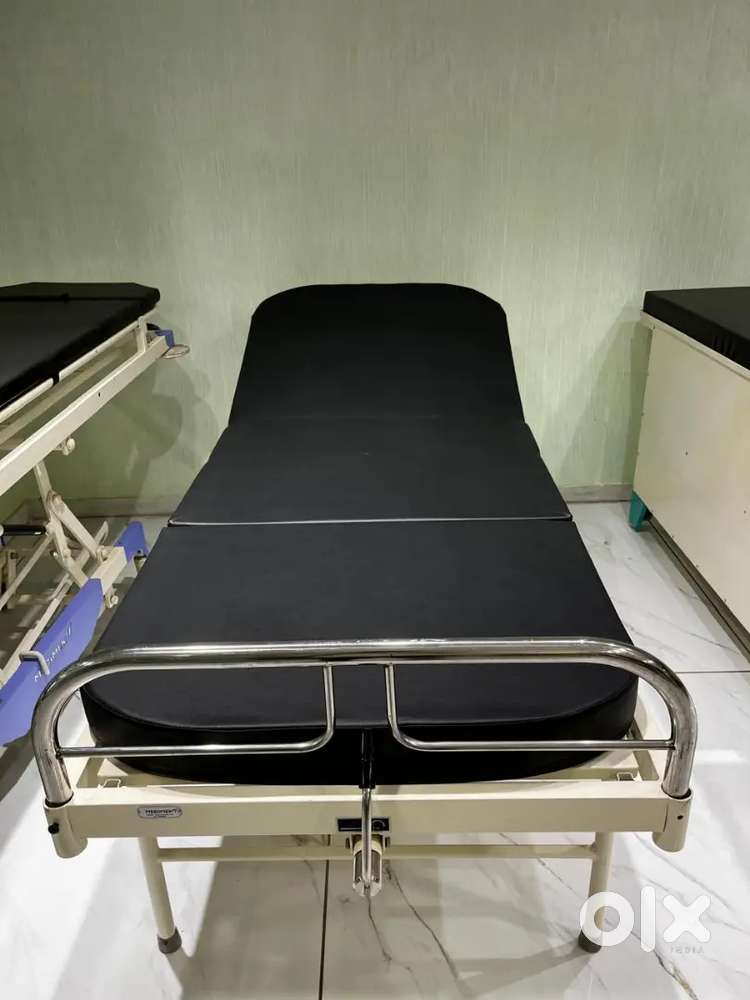 Hospital Bed with Mattress, Top Quility