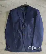 Sell on court with pant