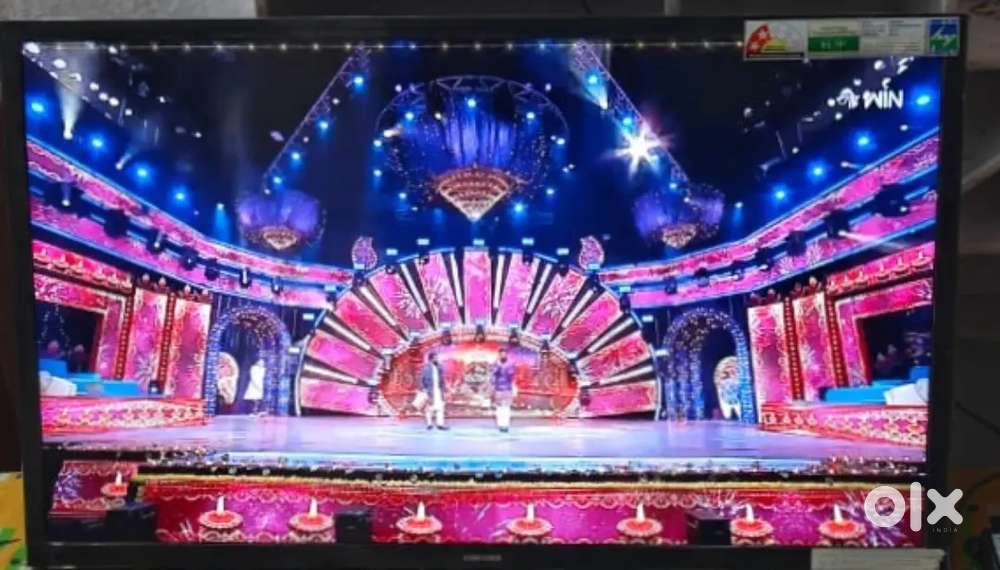 Samsung 32 inches smart Tv