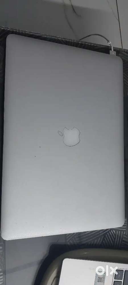 Apple Mac Book Pro For Sale