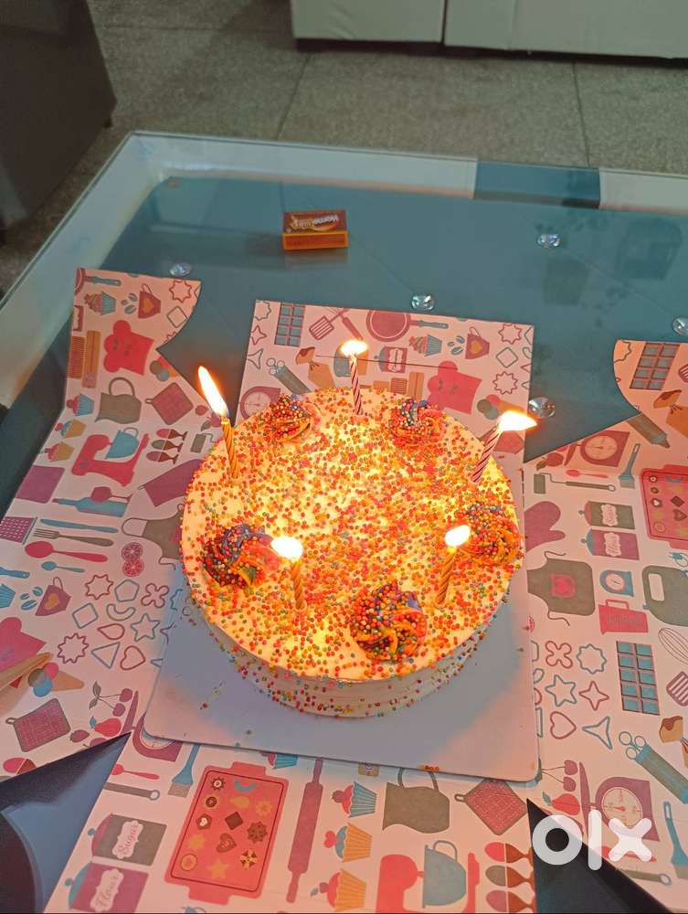 Sofa set 8 seater with table for sale