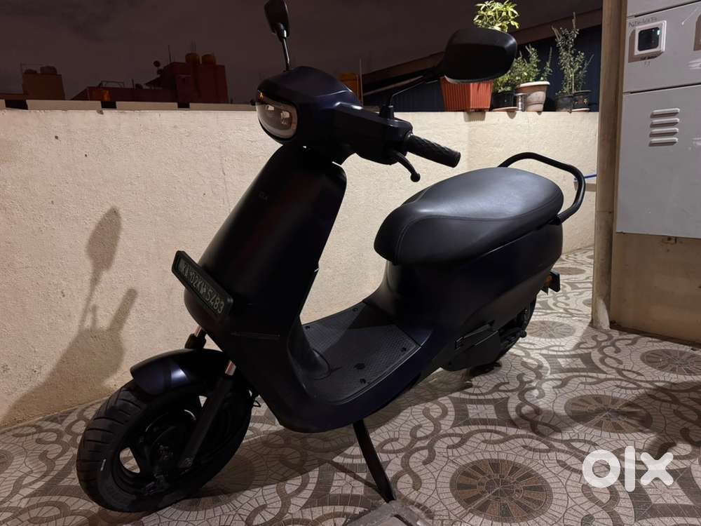 Ola S1 Air gen 2 midnight blue very great conditon