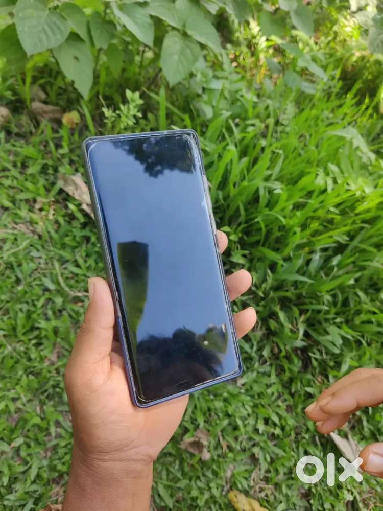 Motorola edge 50 fusion /age -8 month