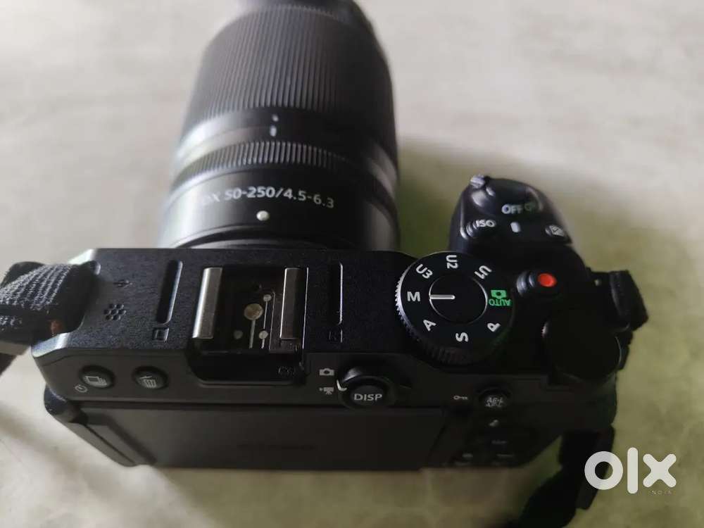 Nikon z30 camera and lens