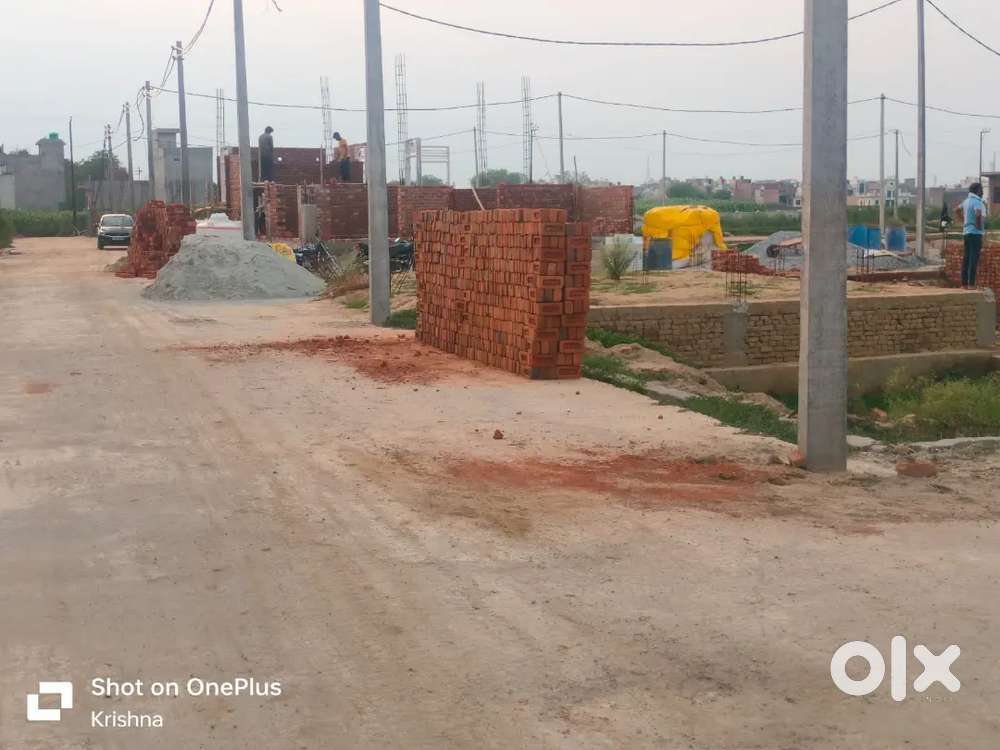 Plot for Sale (नवरात्रि महधमका ऑफर के साथ)