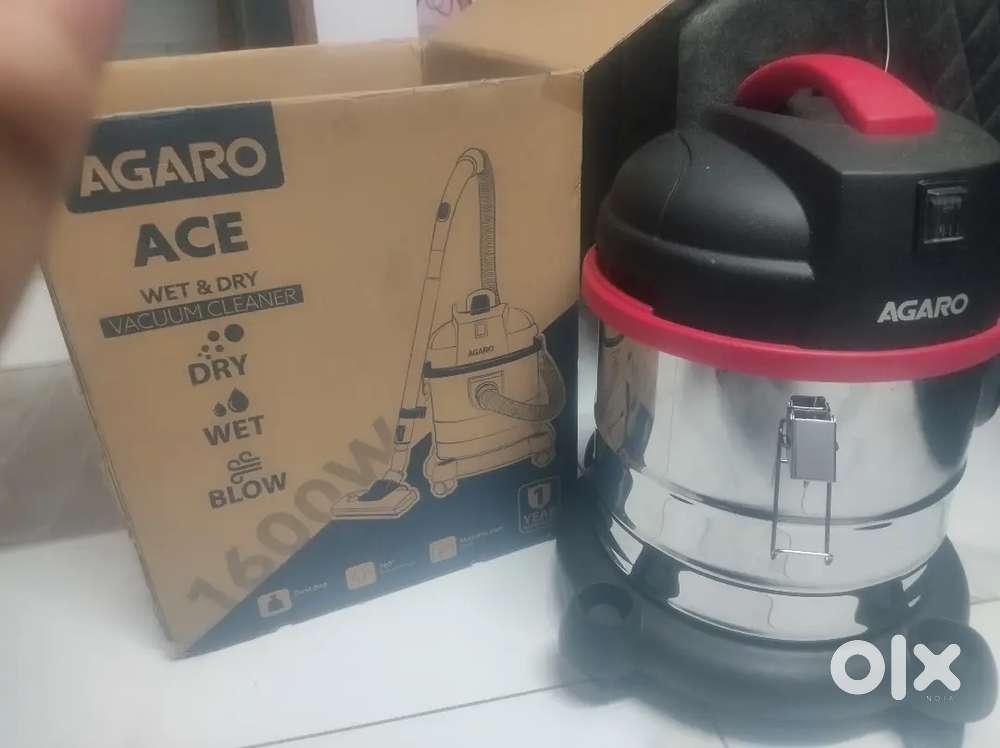 New Vaccum cleaner  wet and dry Bill and waranty available