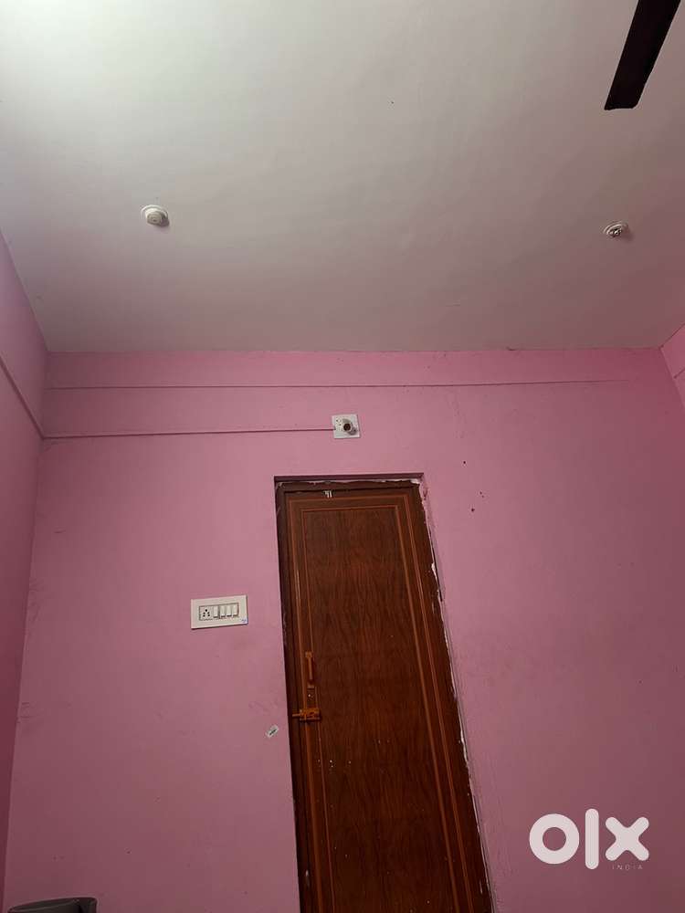 Need one Decent Job Holder Girl for room Sharing