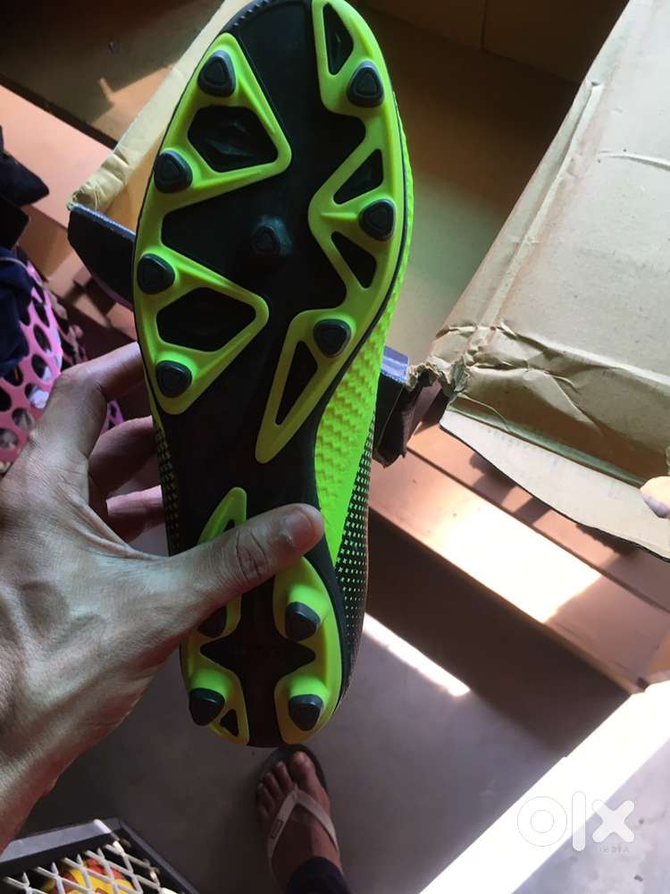 Football boots nivia ashtang size 7 8 9 11