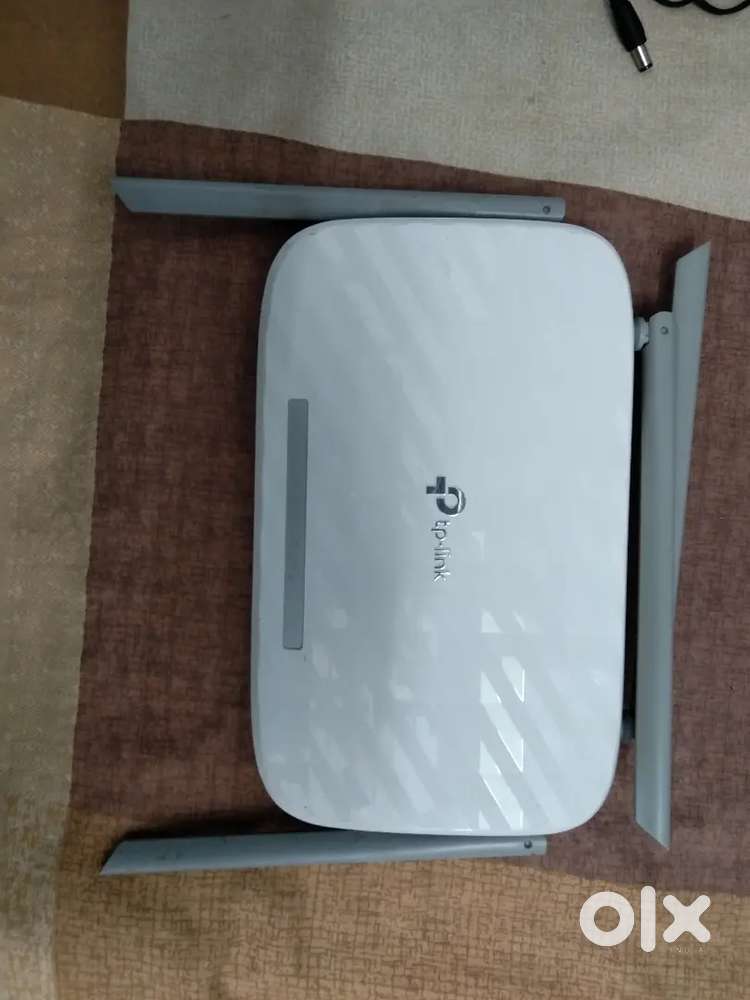 Tp Link router (Archer C50),Dual band (1200 mbps), open box router