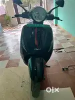 Chetak ev 2903 for sale model 2025 good exelent conditin 2 month old
