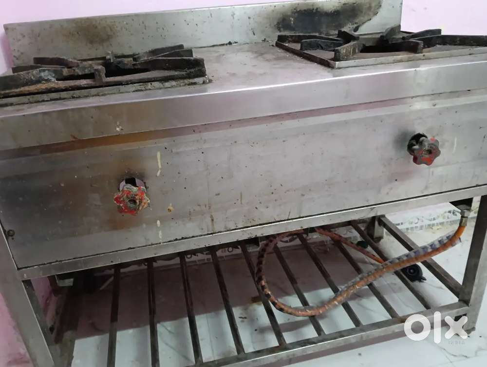 Restaurant gas stove