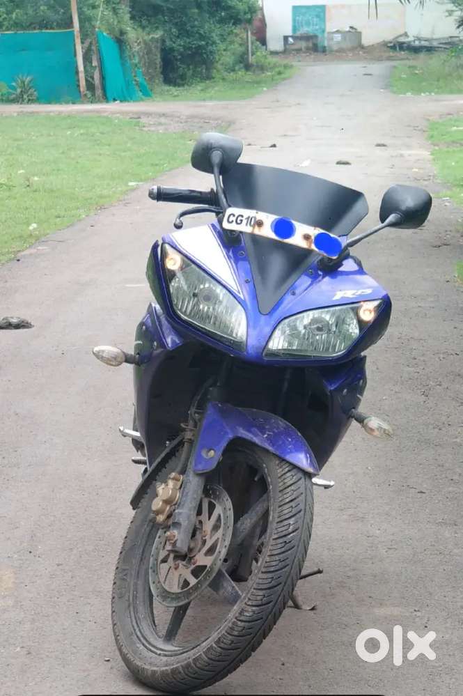 Yamaha R15 2010