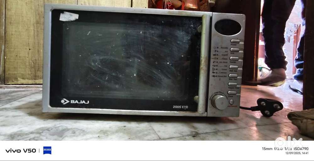 Bajaj 2005 ETB Microwave