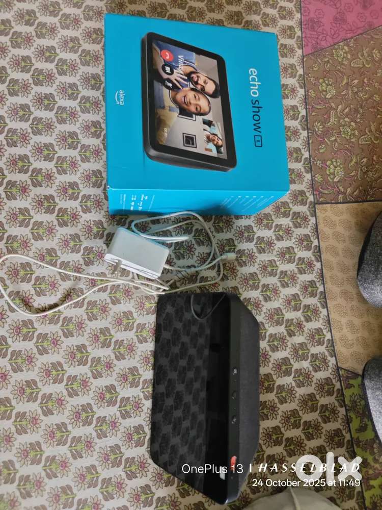 Amazon Echo Show 8 (2nd Gen) 