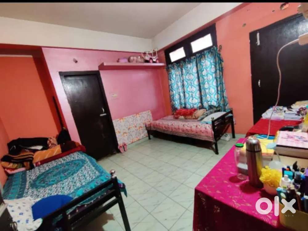 PG FOR GIRLS AT RENT