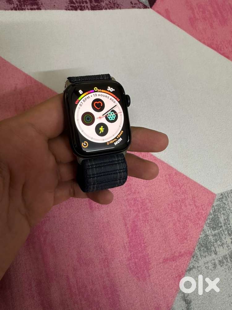 Apple watch SE2 for 20000