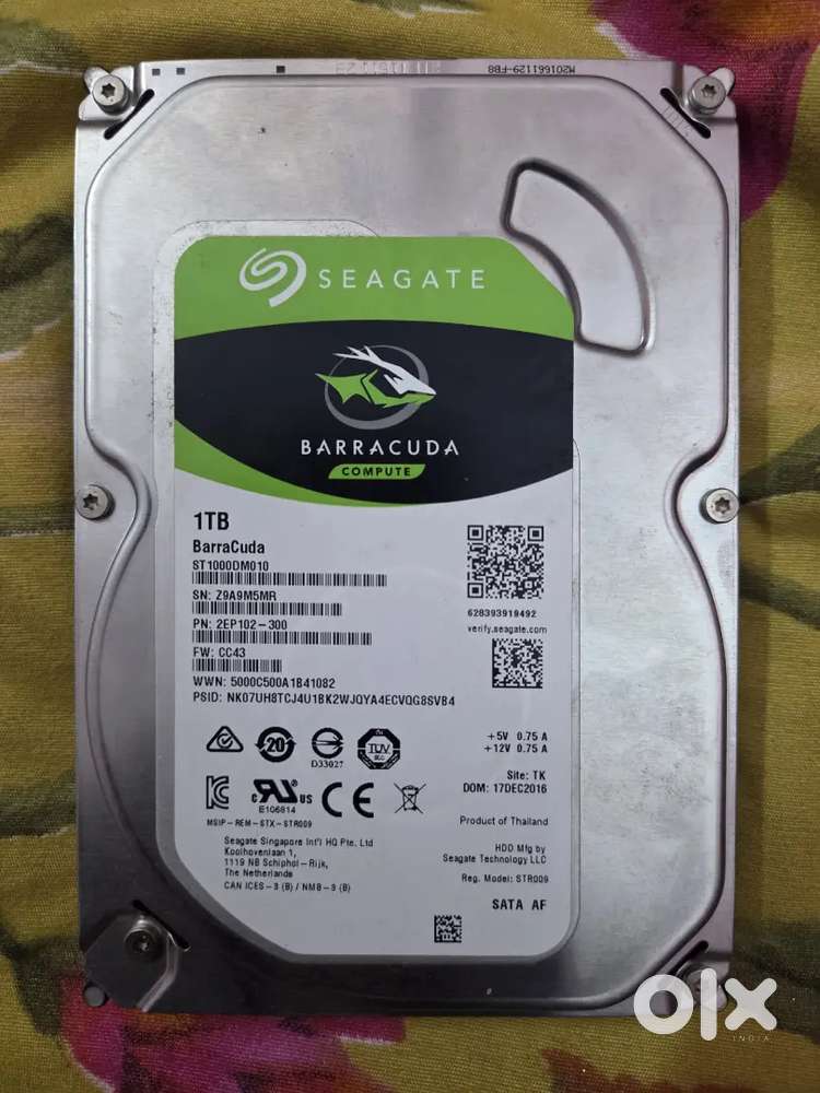 Segate 1TB HDD Kingston 240GB SSD