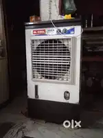Big cooler working conditions urgent sale and small plastic cooler