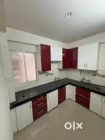 2bhk Sami furnished flat for rent only working boys girls family