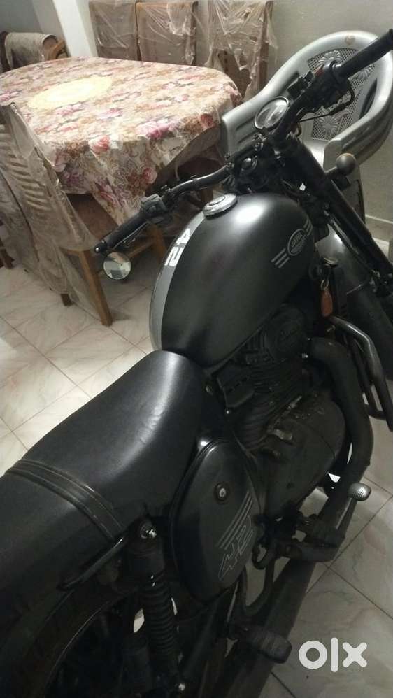 Selling my jawa42 mint condition
