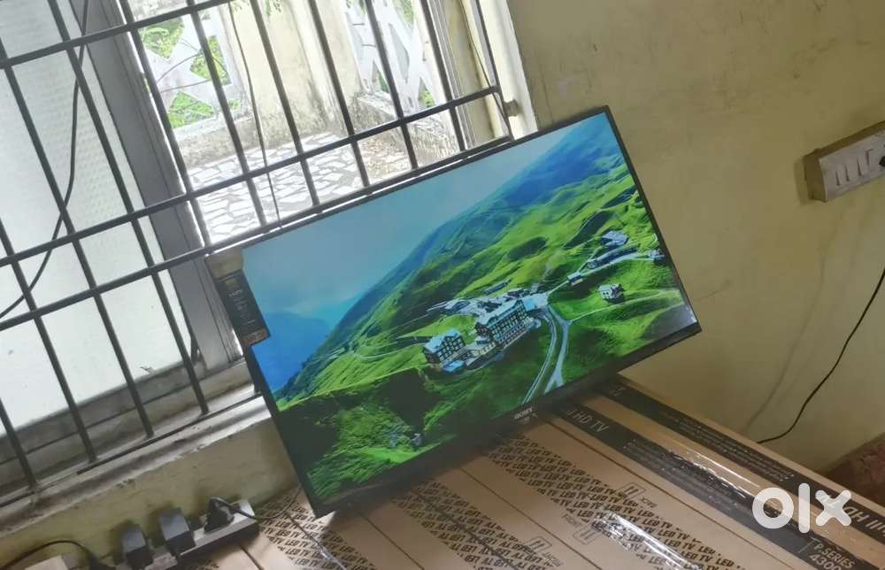 44 inch sony smart Android frameless oled 4k 3yr display waranty 14999
