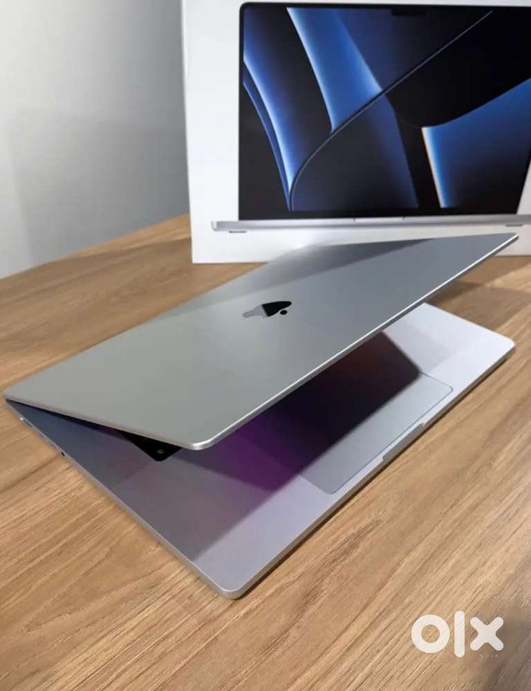 APPLE MACBOOK M2 PRO 16 INCH WITH CARE PLUS INSURANCE