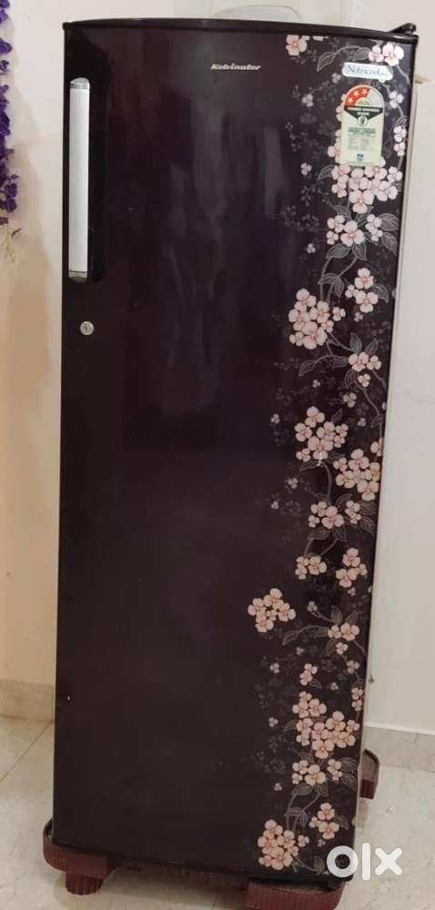 Kelvinator Refrigerator 307 liters