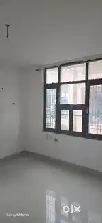Kitchen or drawing room also available