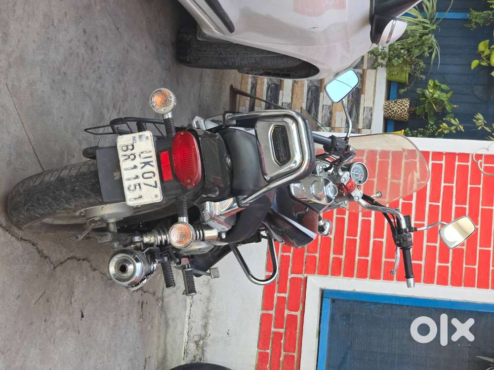 Bajaj Avenger 220 Cruise
