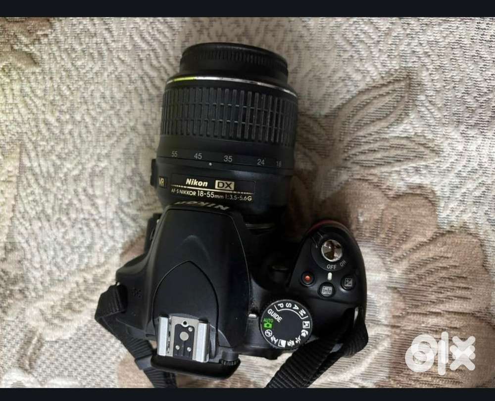 Camera DSLR Model No. D-3200.