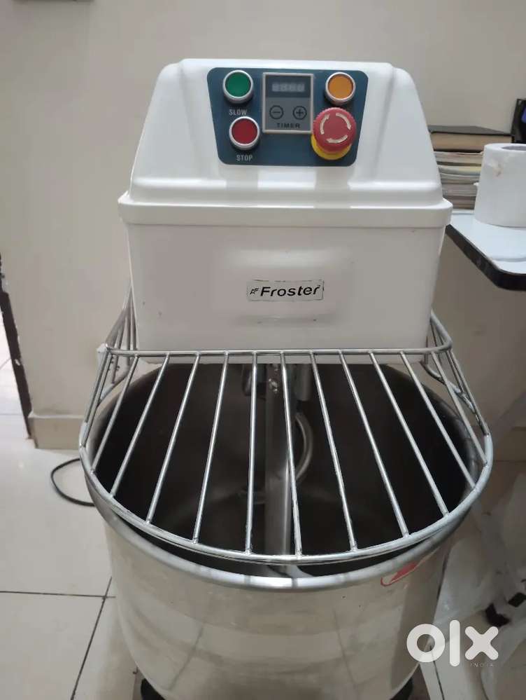 Spiral mixer 34L capacity.