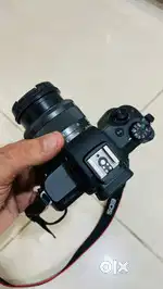Canon M50 Mirrorless Camera - 15-45 Lens